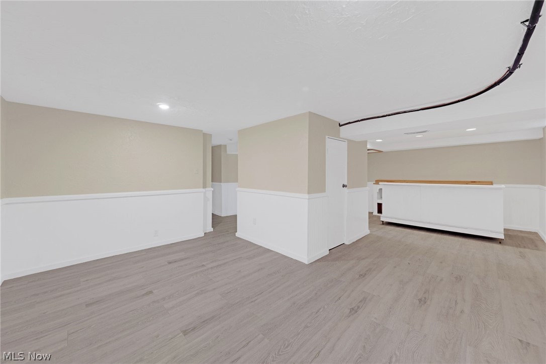 6377 Ledgebrook Drive Property Photo 24