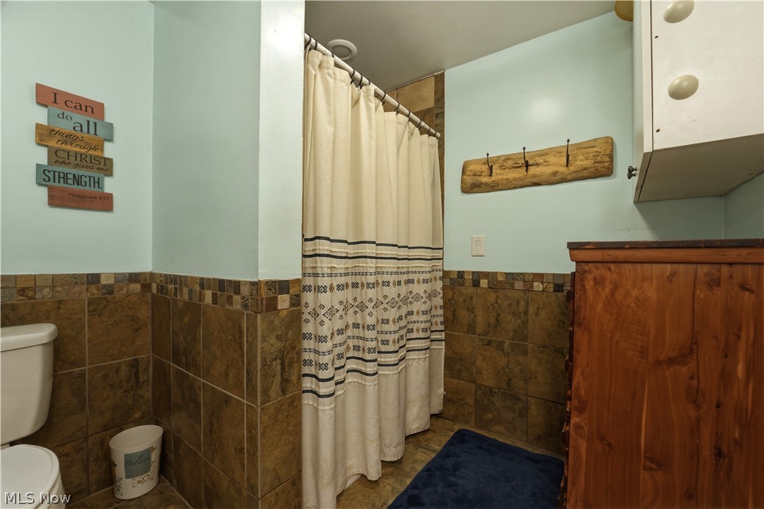 5825 Lake Road 9 Property Photo 13