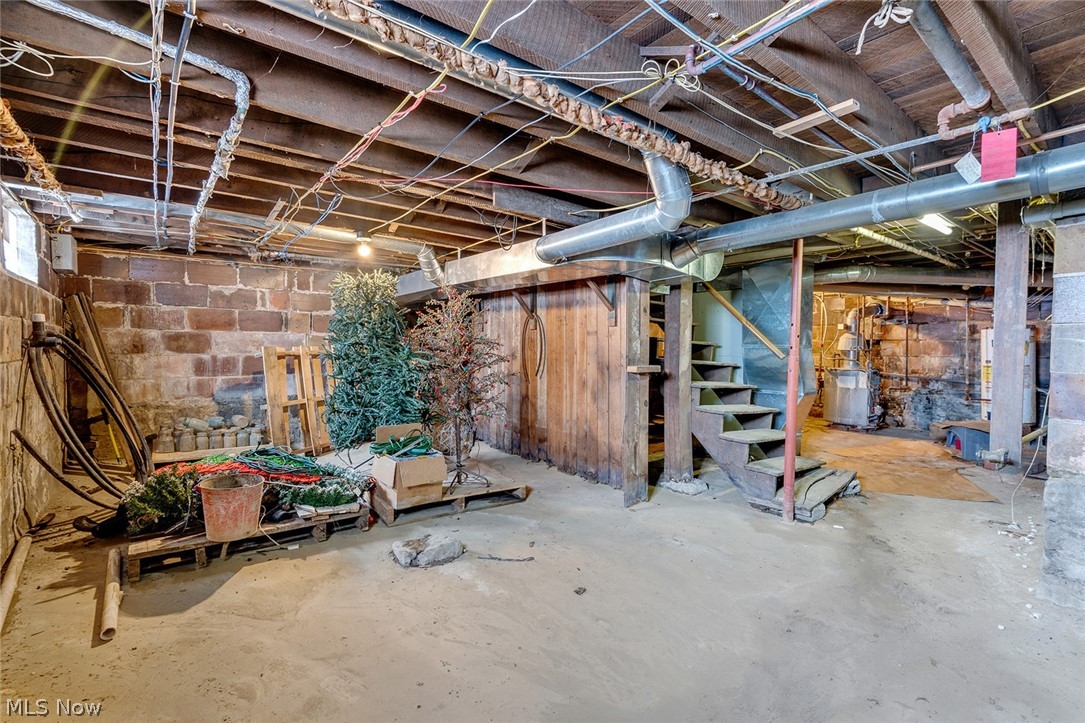 10725 Struthers Road Property Photo 25