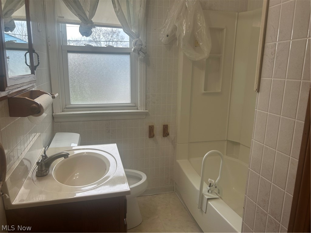 16014 Turney Property Photo 3