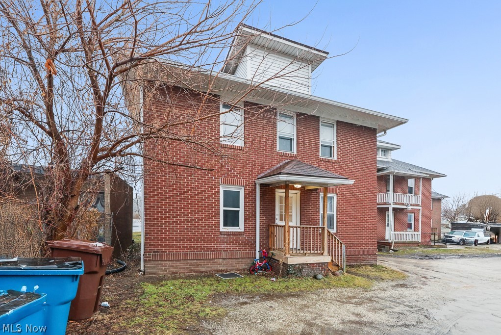 539 E Cuyahoga Falls Avenue Property Photo 6