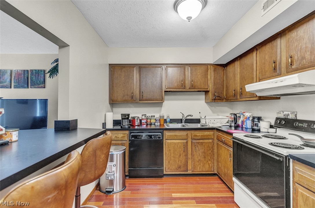 1689 Walnut Lane 5 Property Photo 11