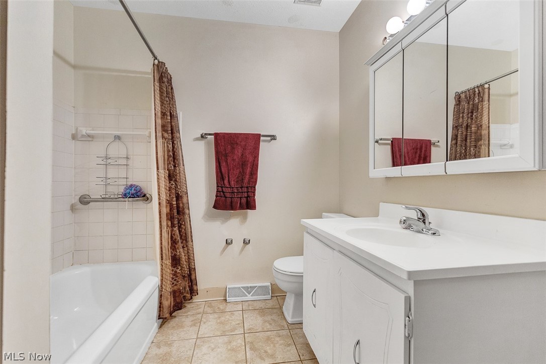 1689 Walnut Lane 5 Property Photo 23