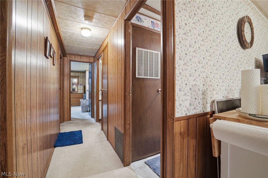 261 Chelsea Drive Property Photo 6