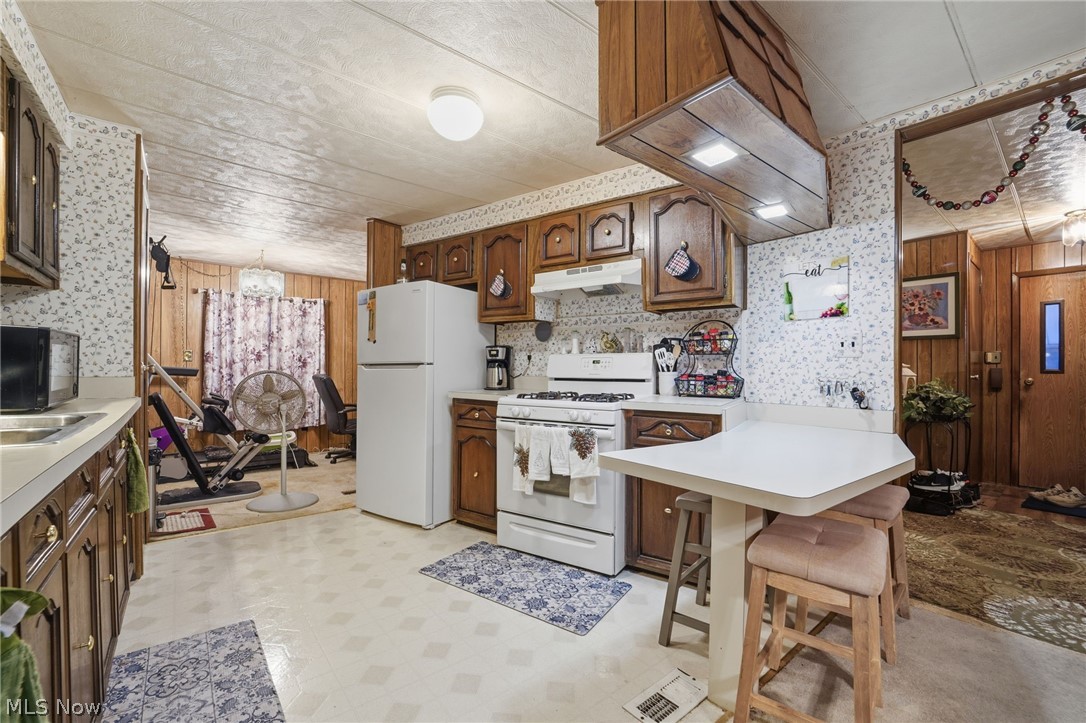 261 Chelsea Drive Property Photo 9