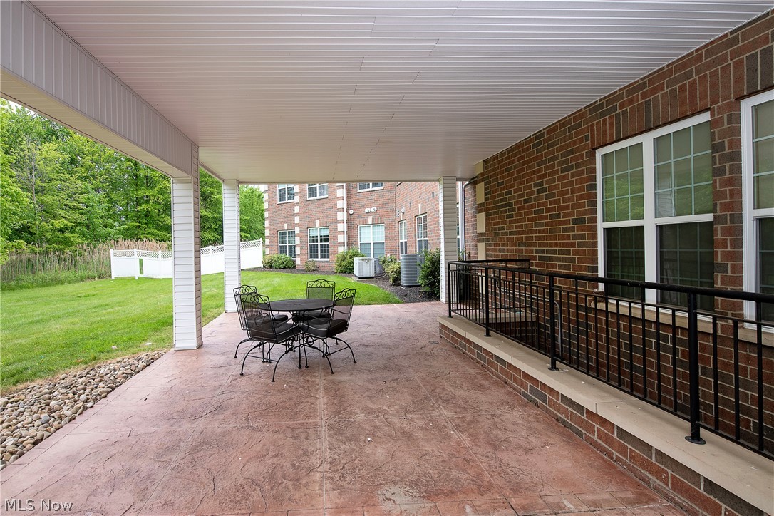 387 Golfview Lane Property Photo 12