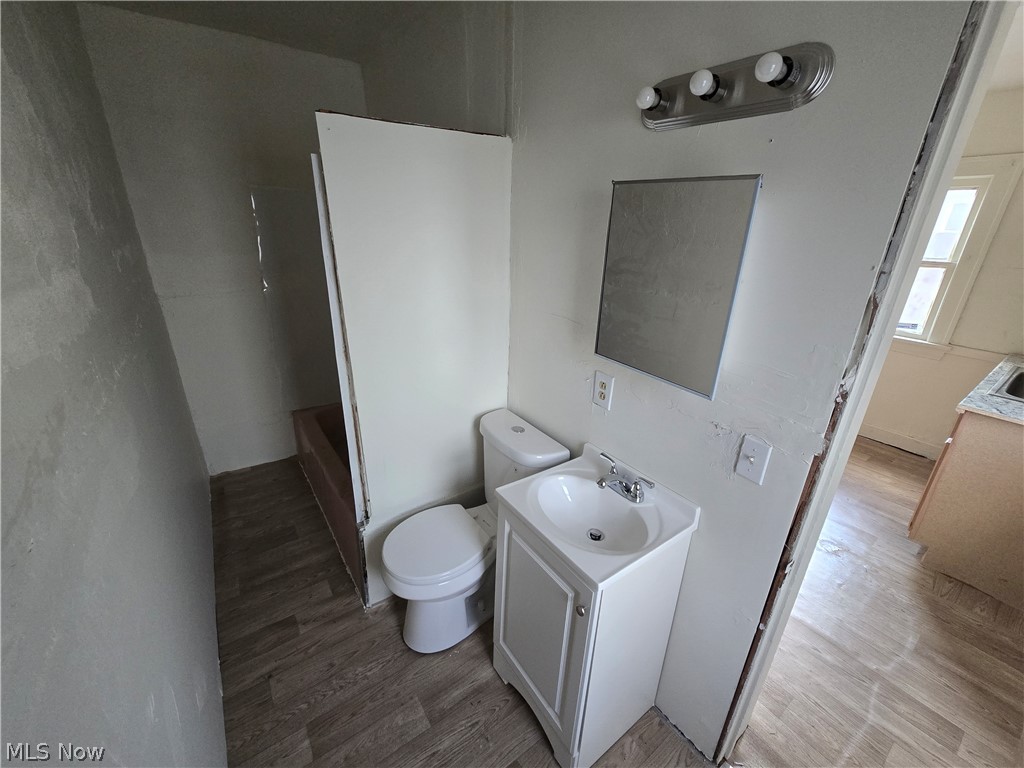 3674 E 52nd Street Property Photo 8