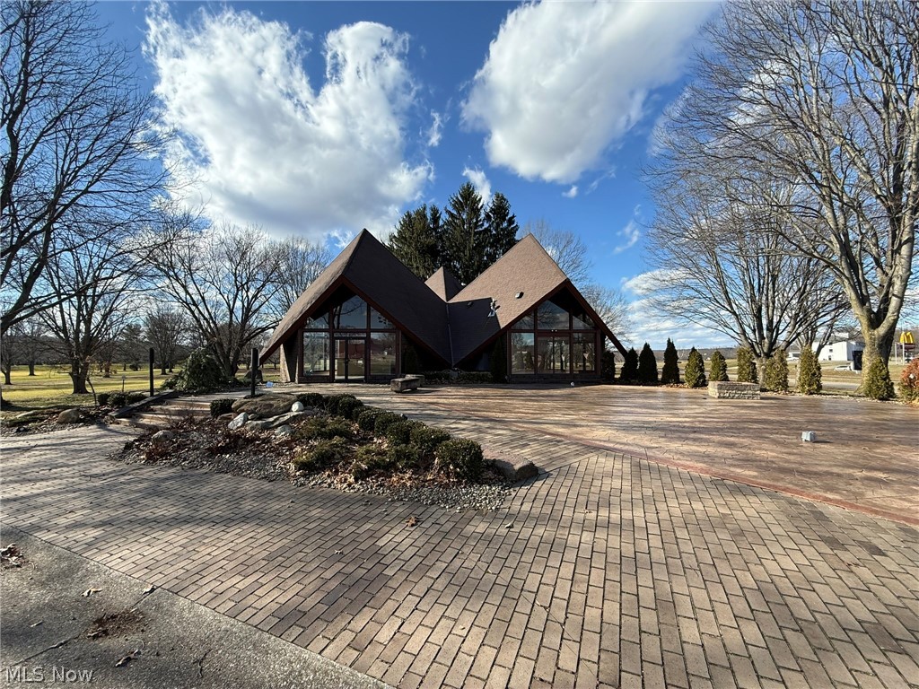 10804 Wilkshire Boulevard Ne Property Photo 1