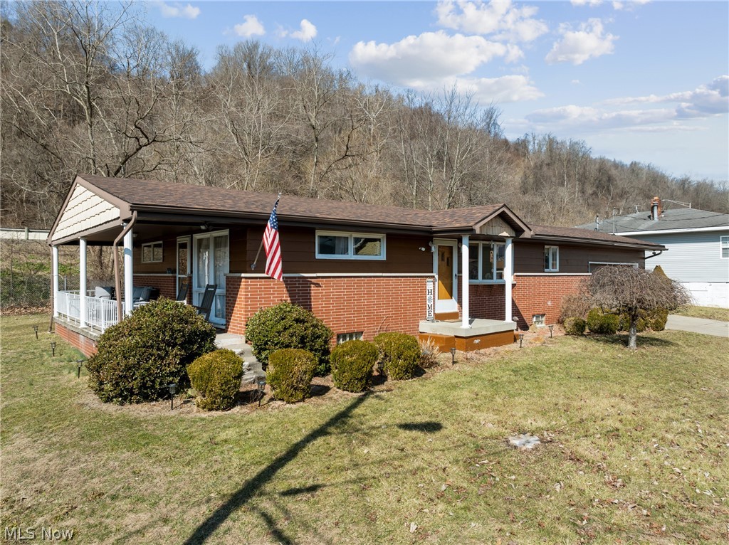 262 Quincy Lane Property Photo 1