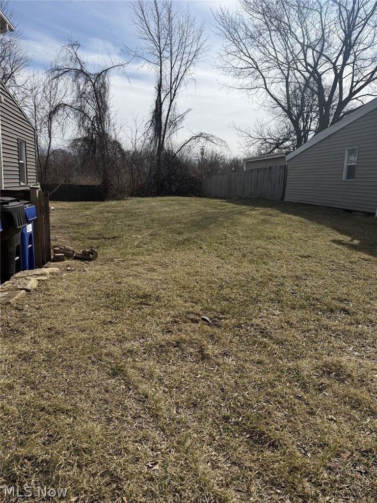 2825 York Avenue Property Photo 5