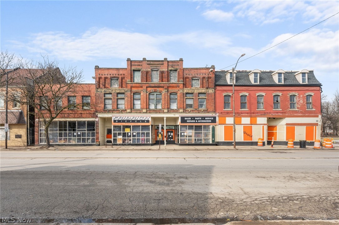 3800 Lorain Avenue Property Photo 1