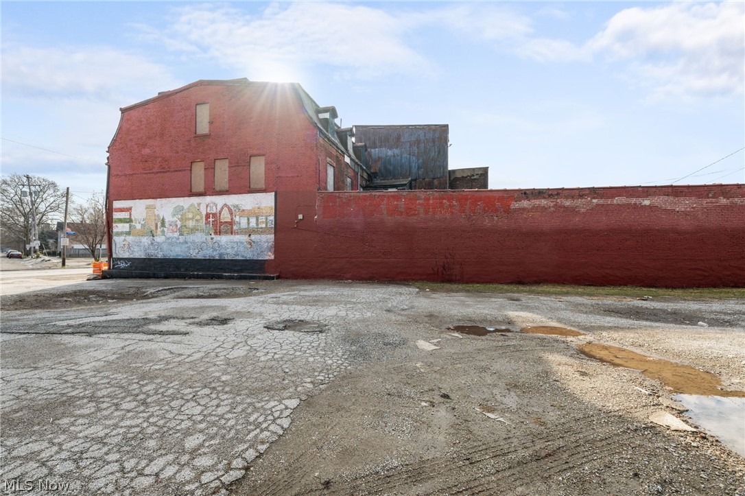 3800 Lorain Avenue Property Photo 6