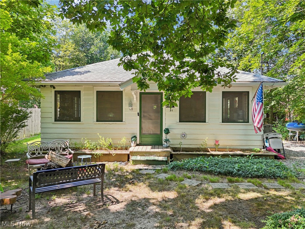 105 Hartzell Road Property Photo 1