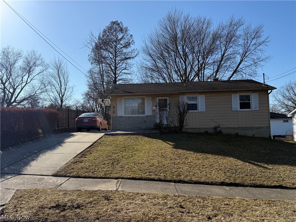 618 N Hartford Avenue Property Photo 1