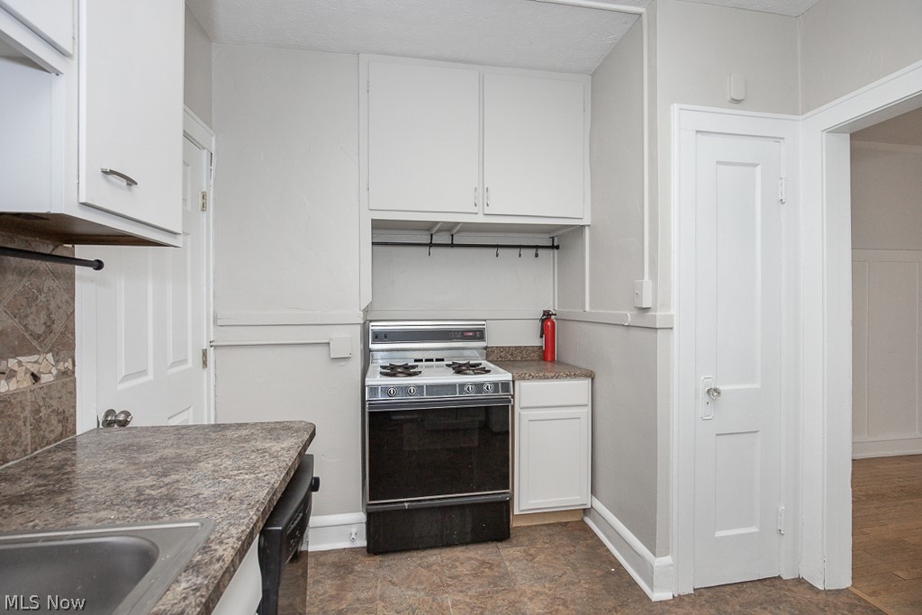 2671 Hampshire Road Property Photo 10