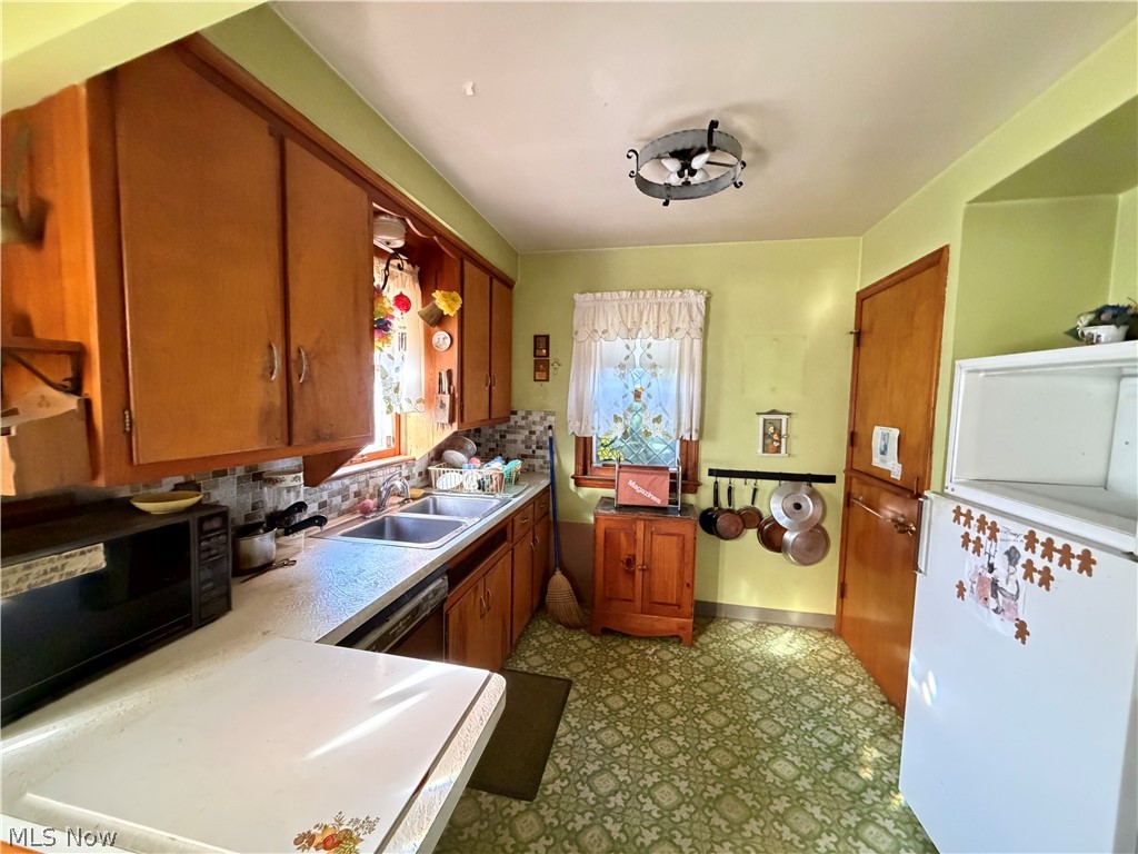 6526 Westminster Drive Property Photo 4
