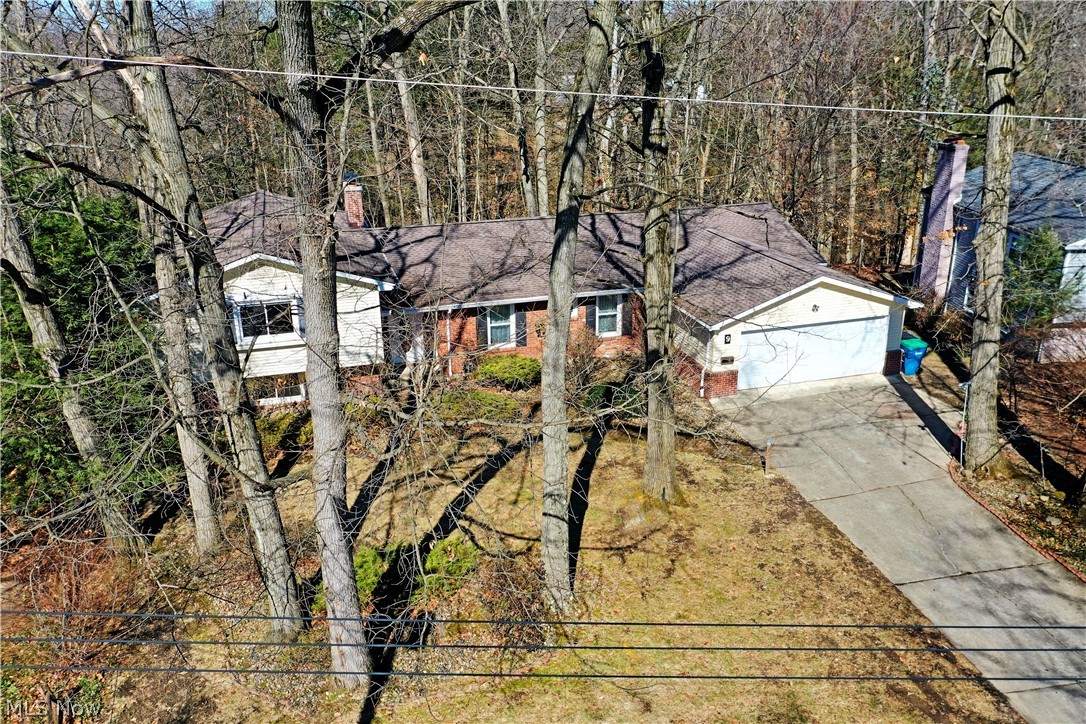 9 Hillside Drive Property Photo 2