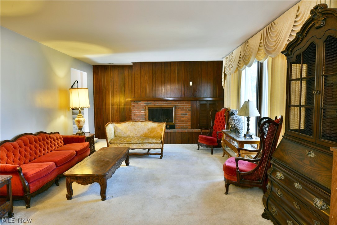 9 Hillside Drive Property Photo 12