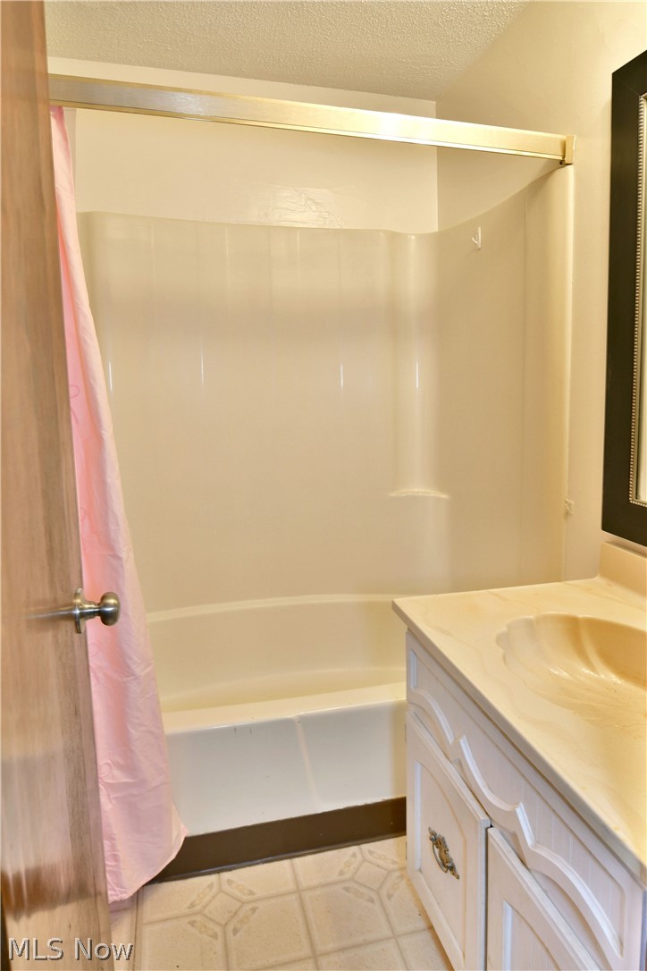 9 Hillside Drive Property Photo 34