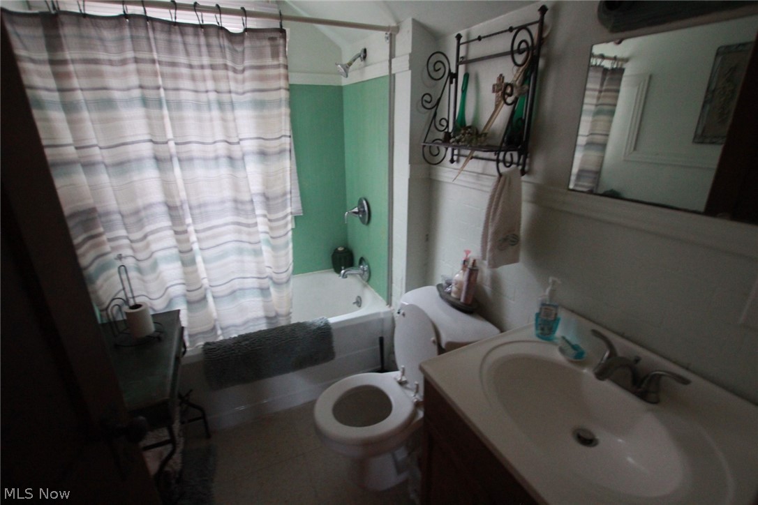 56 N Osborn Property Photo 16