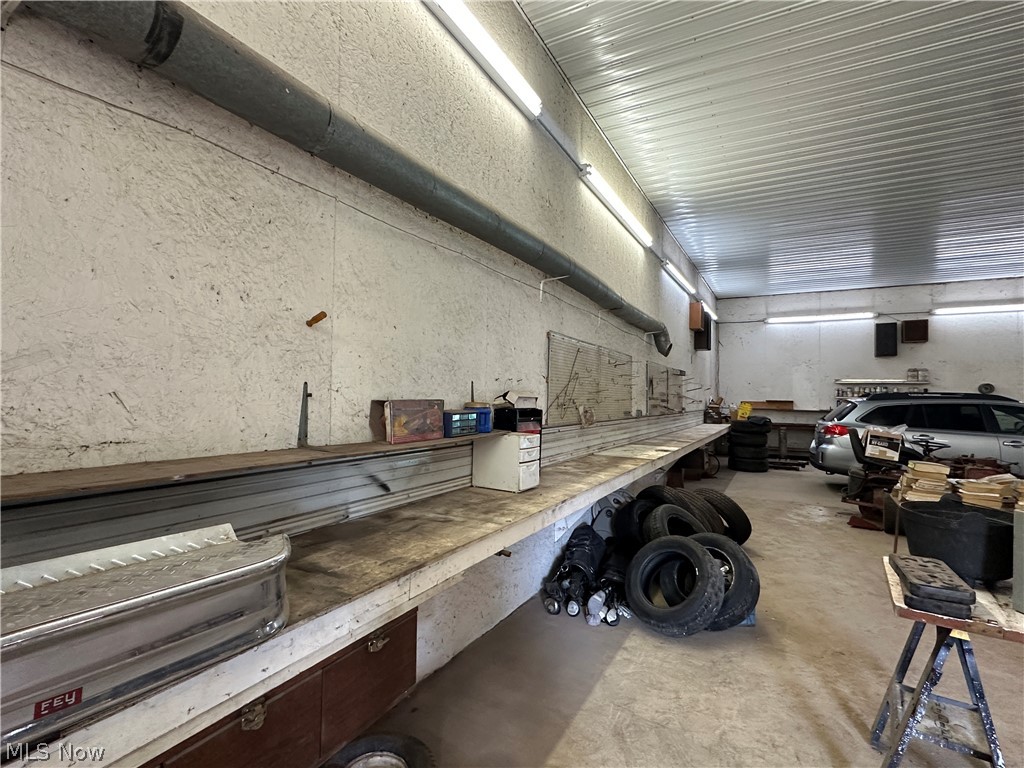 5309 N Ridge Road E Property Photo 19