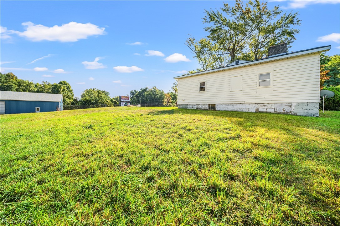 5309 N Ridge Road E Property Photo 8