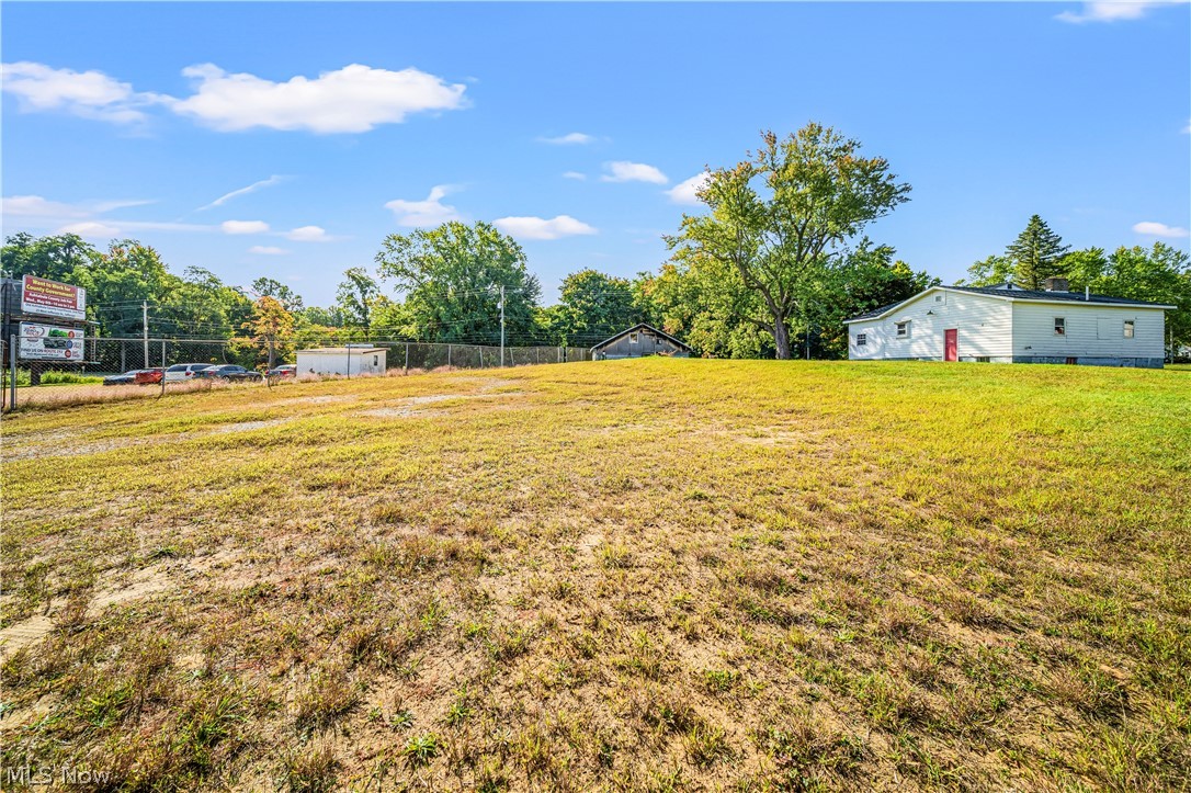 5309 N Ridge Road E Property Photo 10