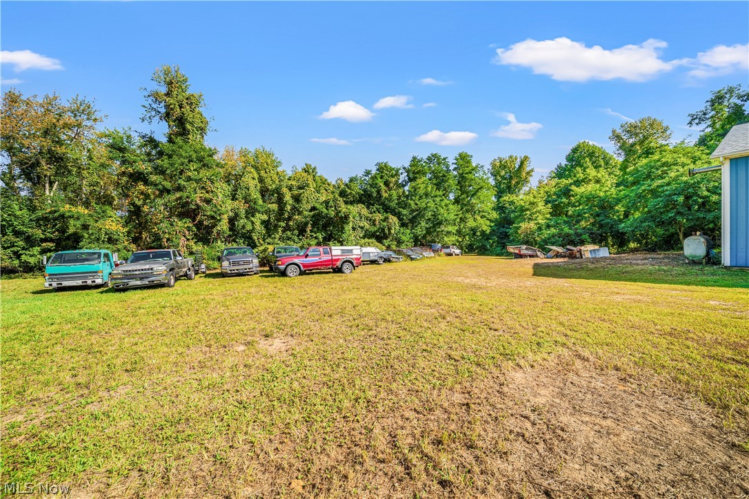 5309 N Ridge Road E Property Photo 11