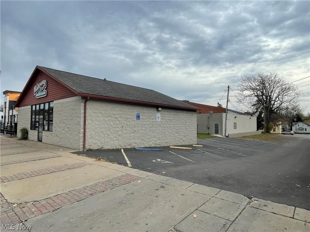 333 E Liberty Street Property Photo 1