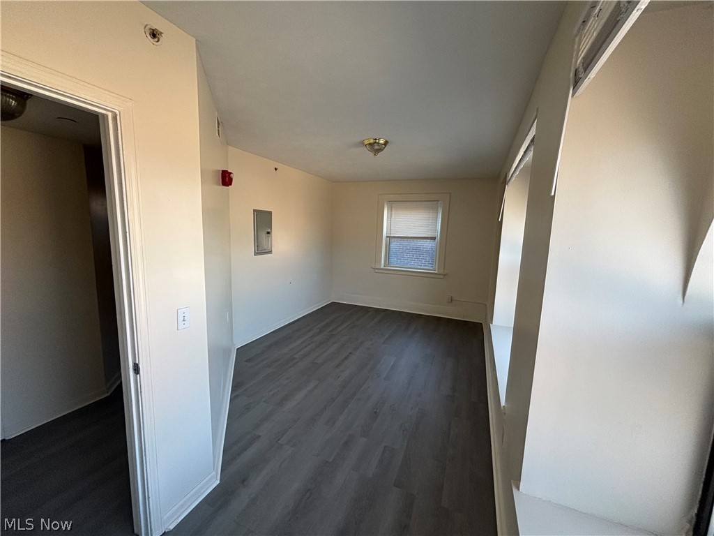 5644 Broadway Avenue 201 Property Photo 10