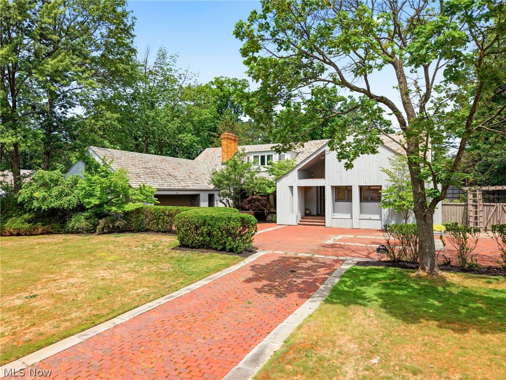 4411 University Pky Property Photo 1