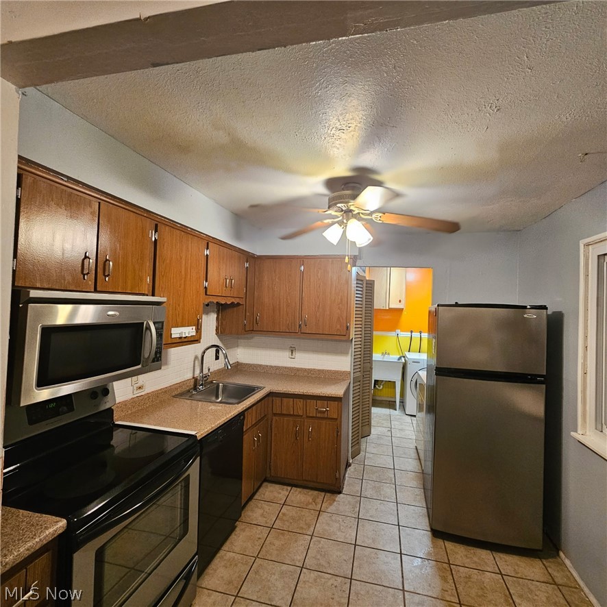 6280 Eldridge Boulevard Property Photo 3