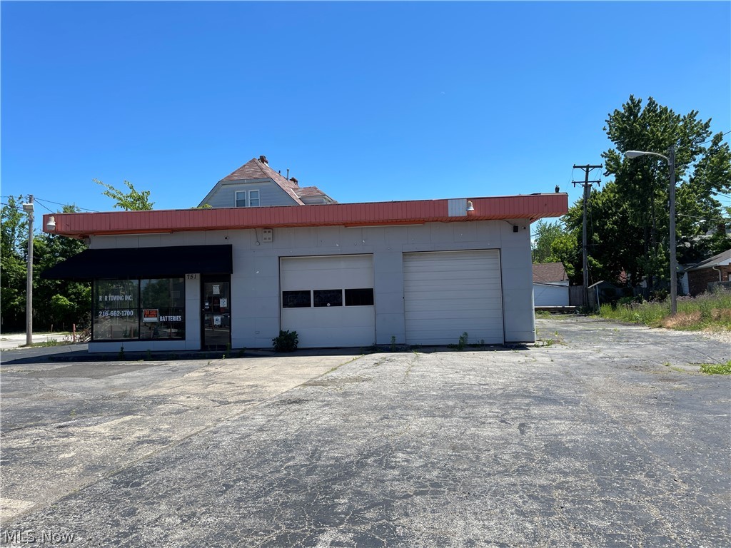 751 E 185th Street Property Photo 16