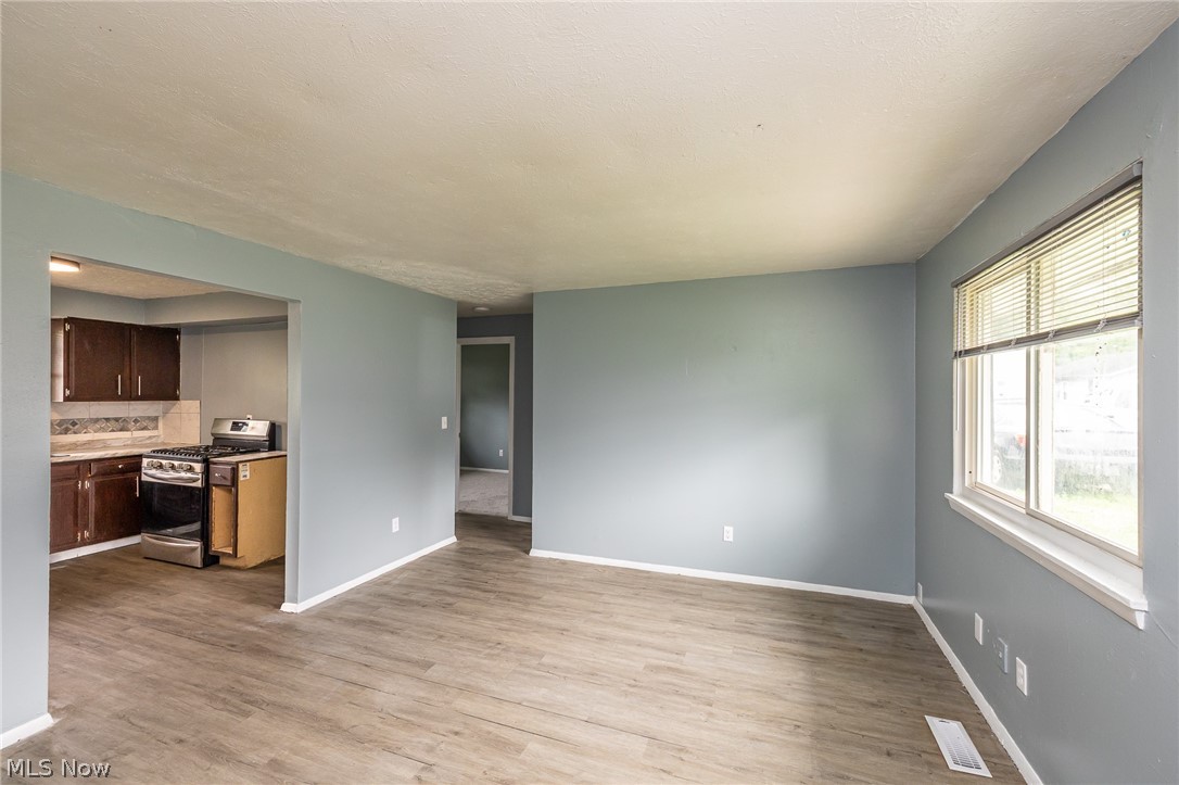 211 Brace Avenue Property Photo 8