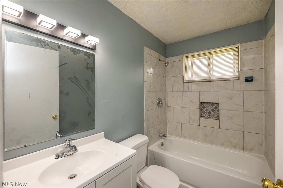211 Brace Avenue Property Photo 11