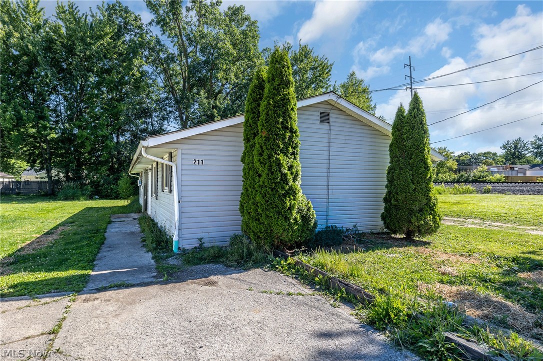 211 Brace Avenue Property Photo 19
