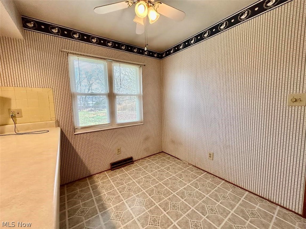 27140 State Route 7 Property Photo 11