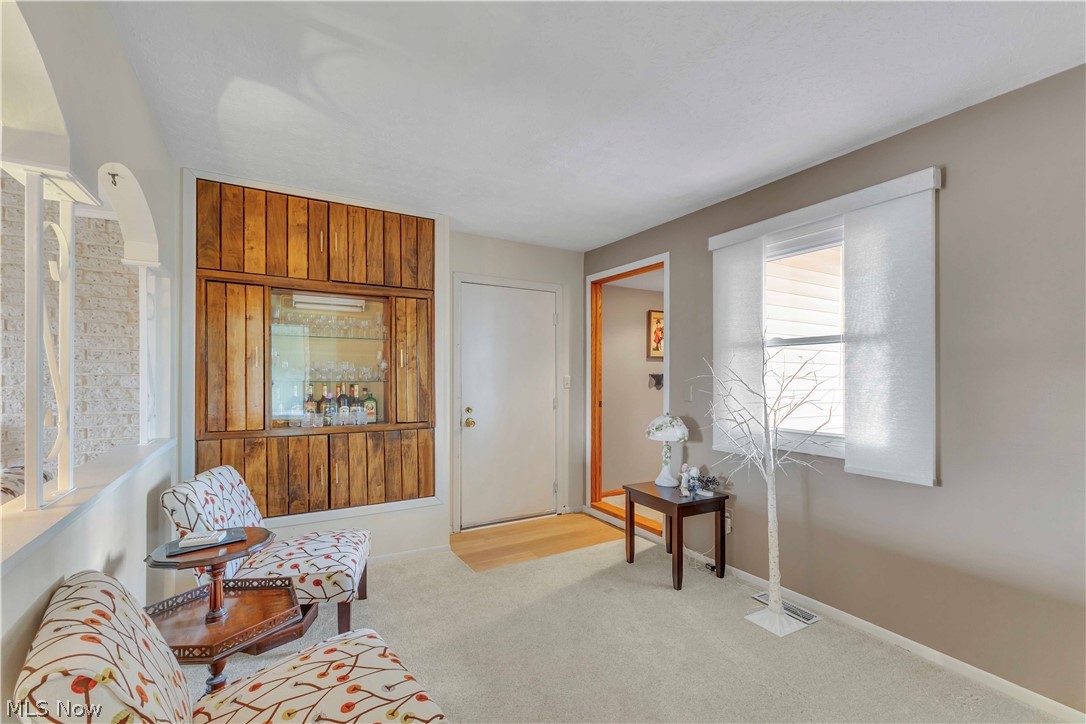 563 N Carpenter Road Property Photo 4