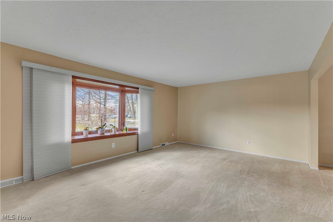 563 N Carpenter Road Property Photo 6