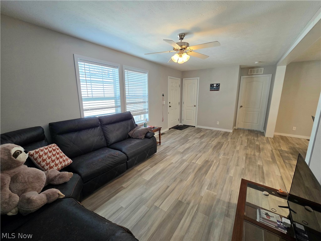 444 Westwoods Property Photo 3