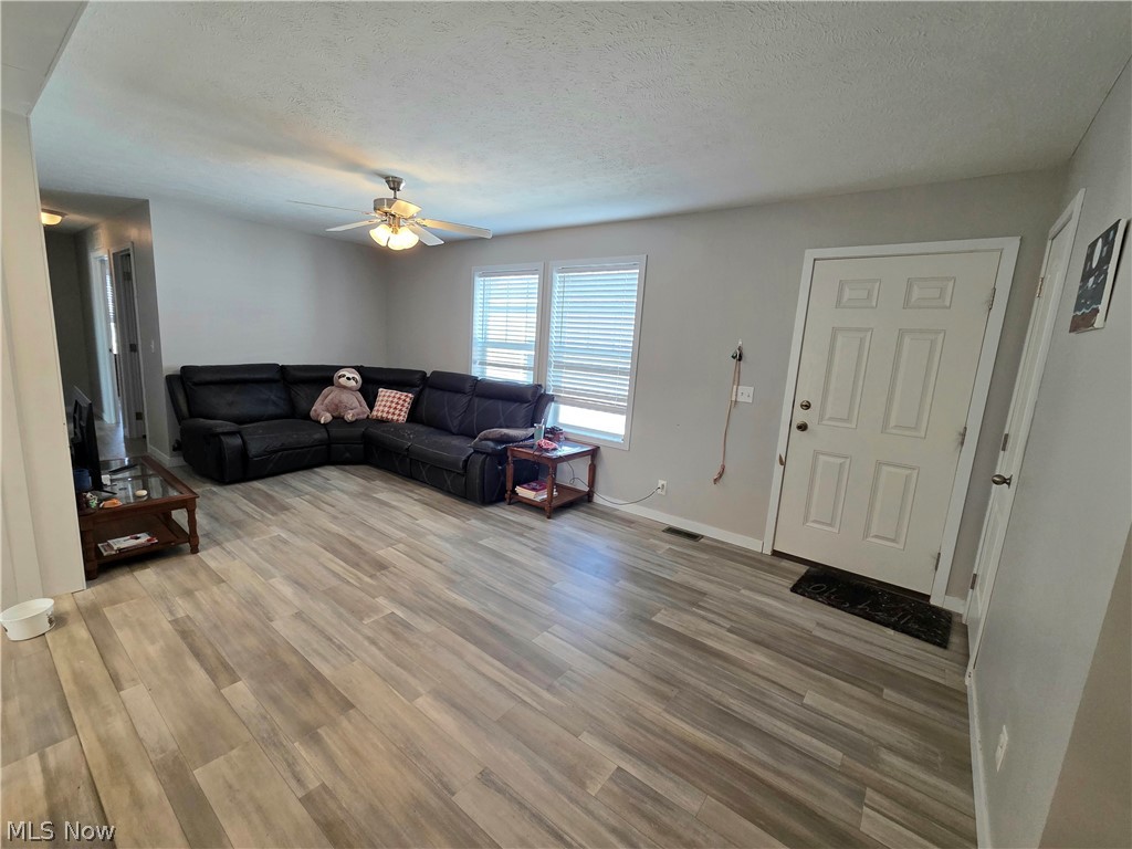 444 Westwoods Property Photo 4