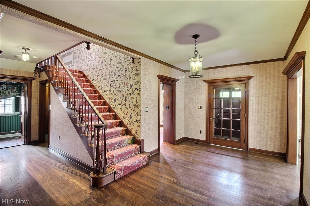 2710 Chesterton Road Property Photo 2