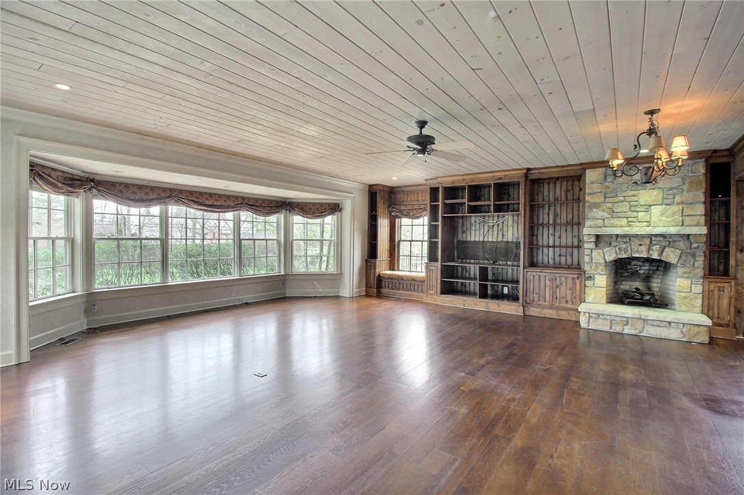 2710 Chesterton Road Property Photo 9
