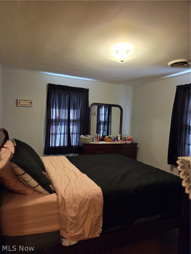 808 Kennilworth Property Photo 8