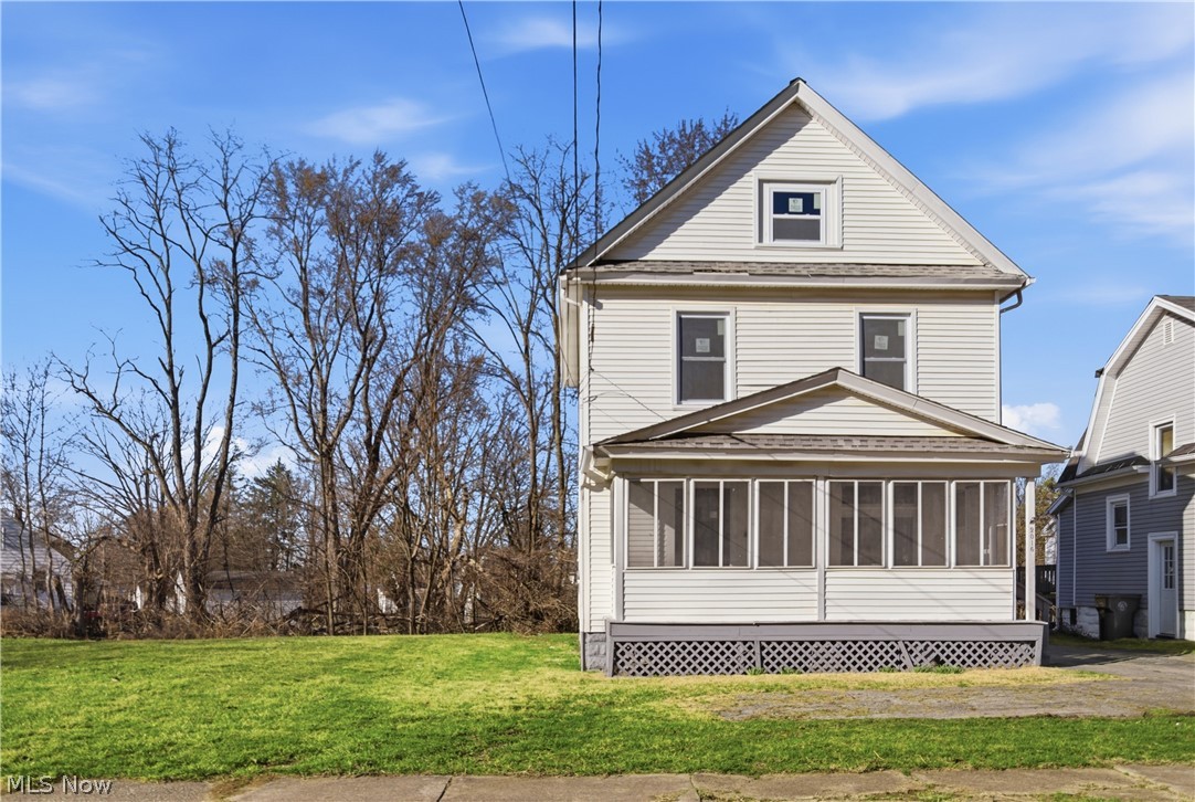 2016 Pointview Avenue Property Photo 2