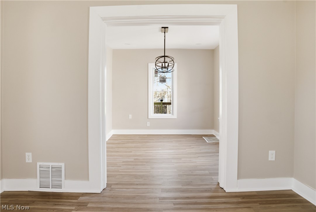 2016 Pointview Avenue Property Photo 10
