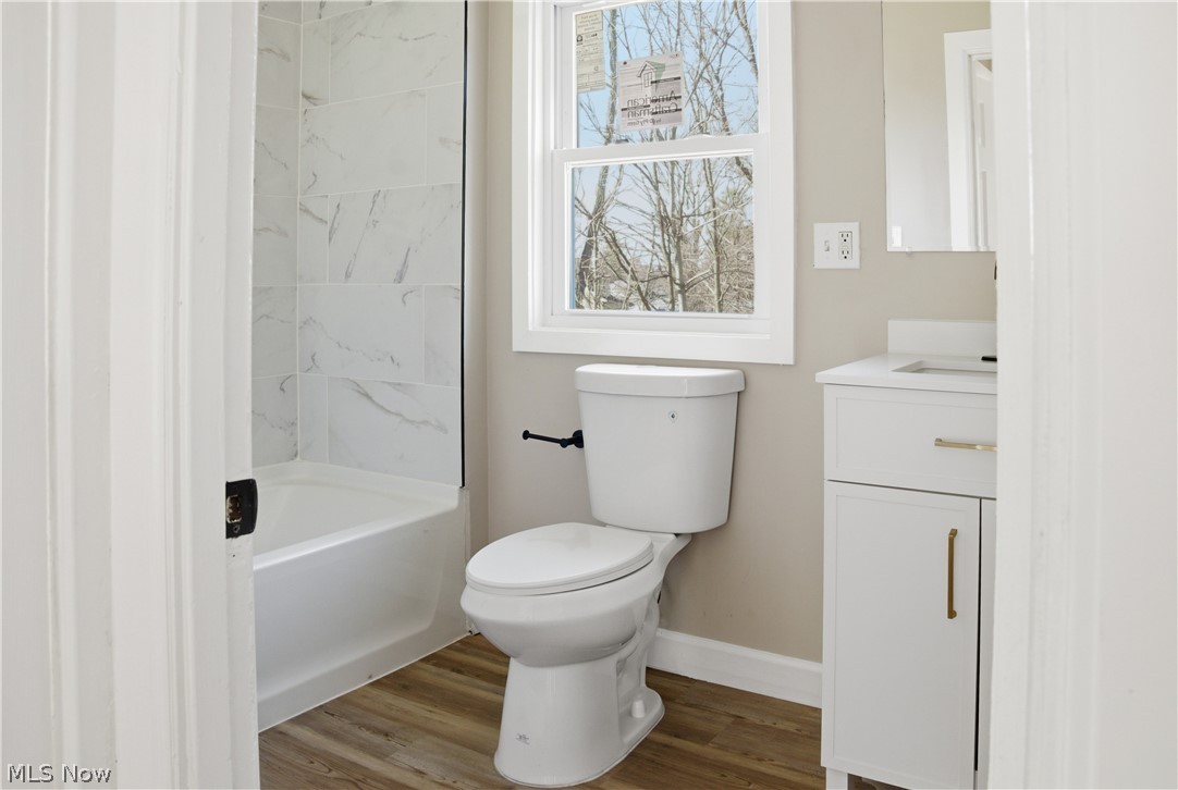 2016 Pointview Avenue Property Photo 24