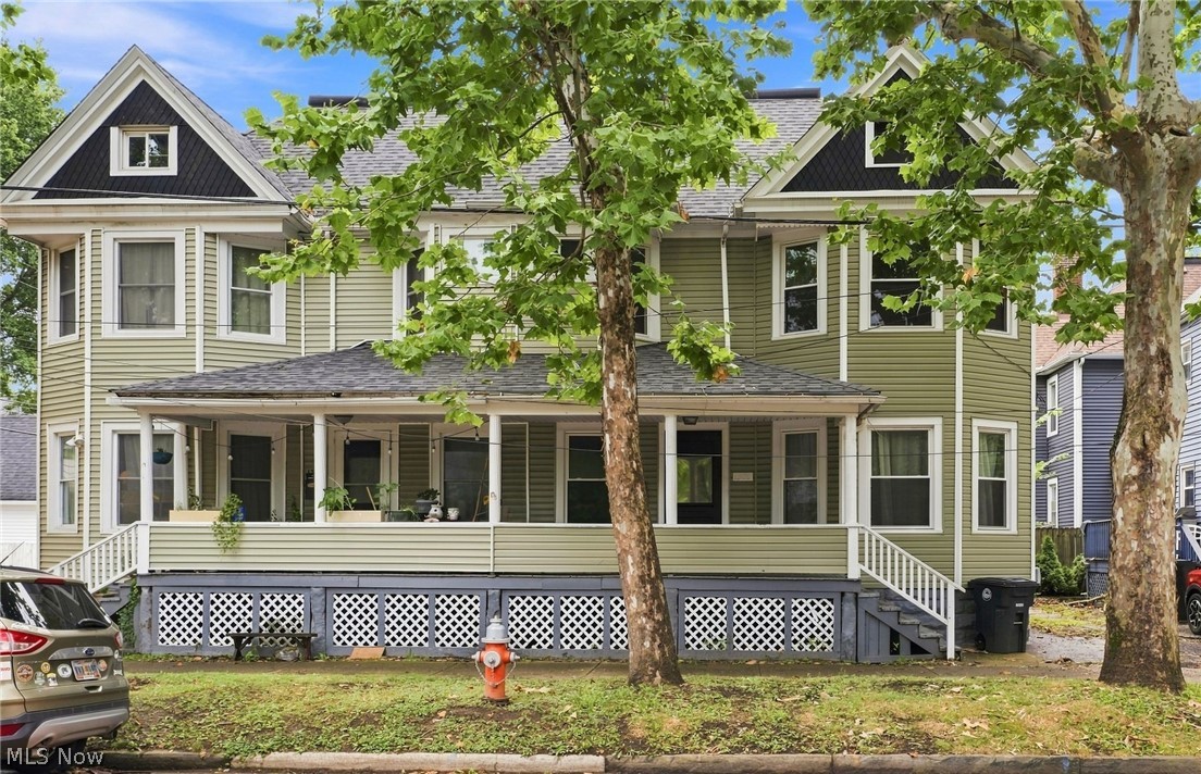 1303 Castle Avenue Property Photo 1
