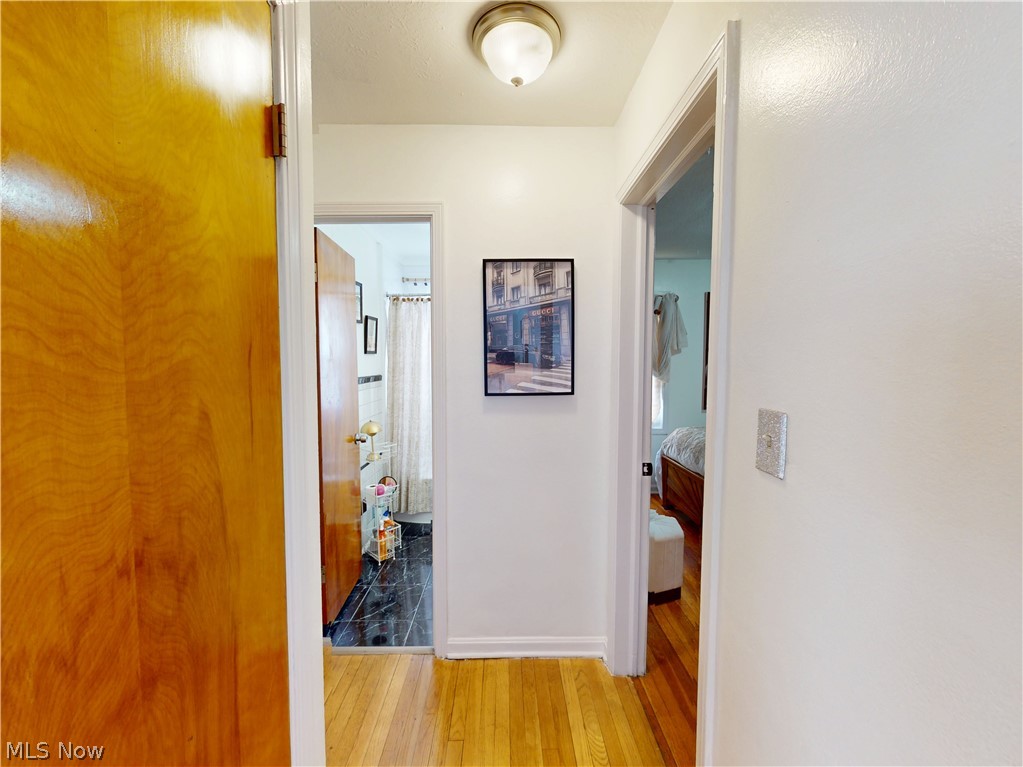 13504 Maple Leaf Drive Property Photo 9