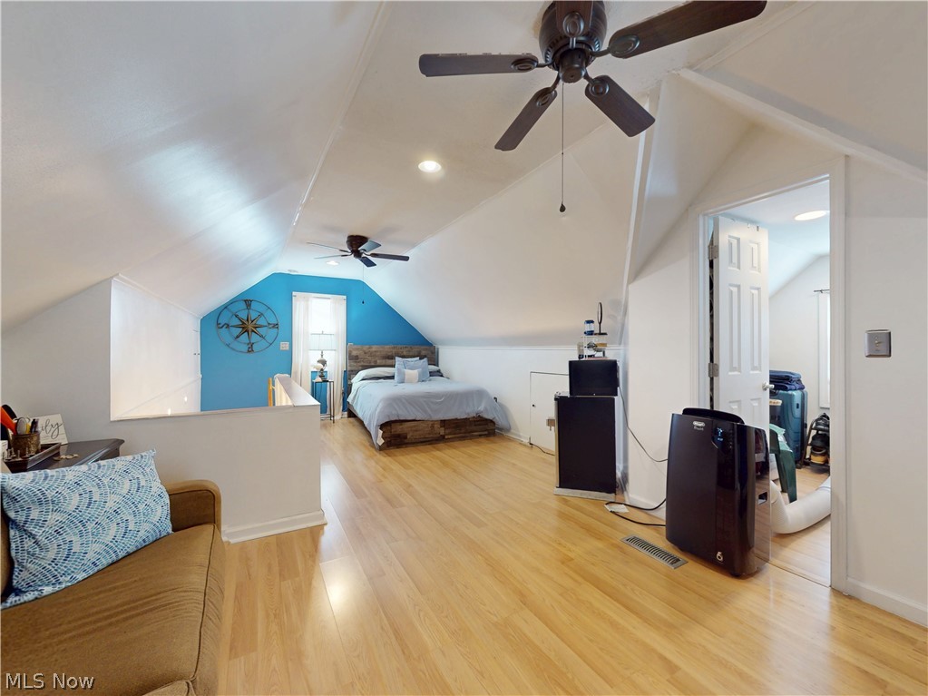 13504 Maple Leaf Drive Property Photo 16